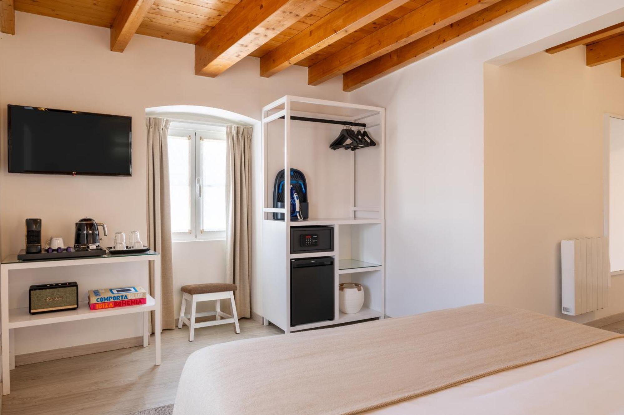 Azinheira Suites Townhouse - Alojamento Turistico (Adults Only) エルヴァス エクステリア 写真