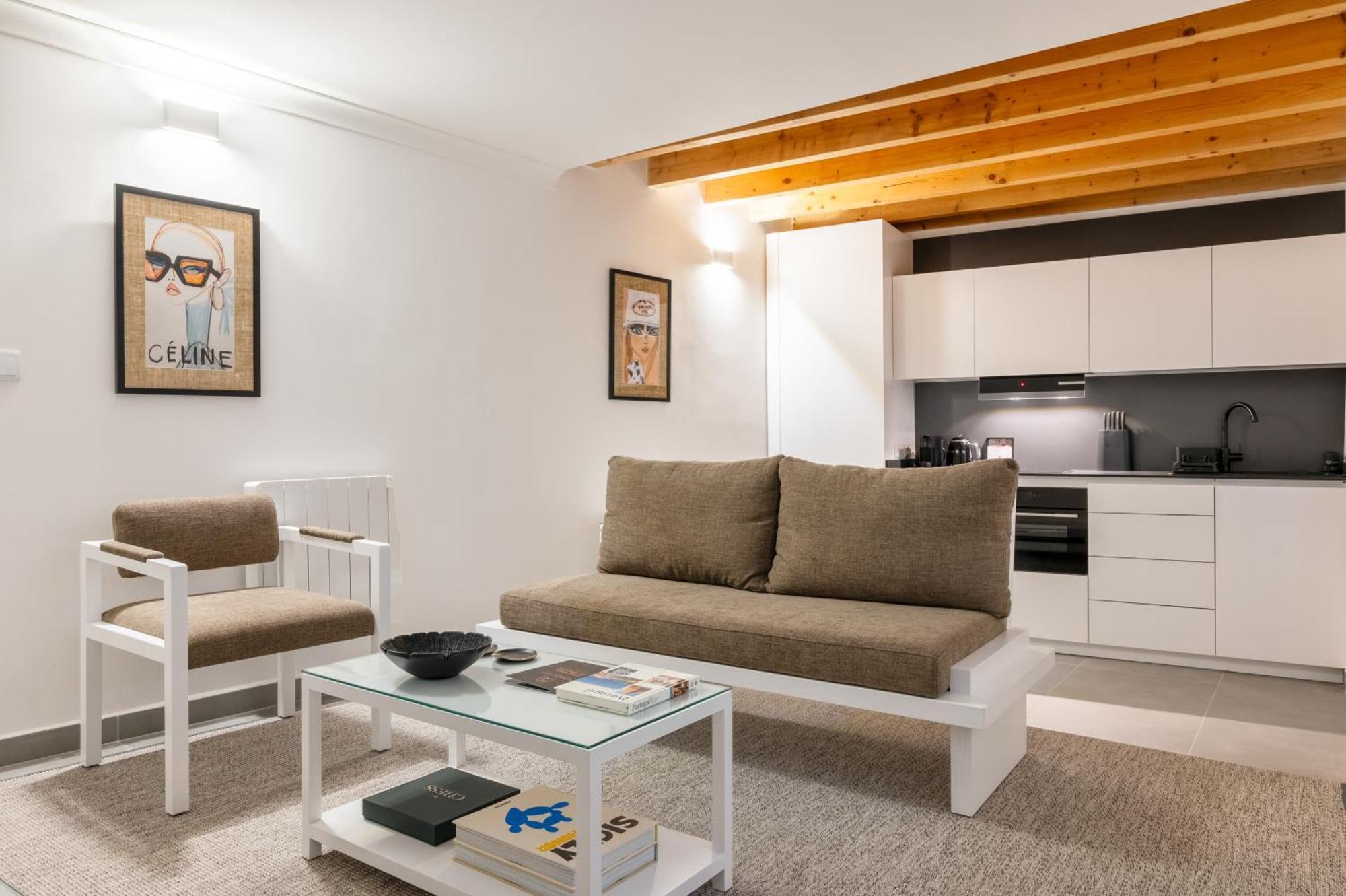 Azinheira Suites Townhouse - Alojamento Turistico (Adults Only) エルヴァス エクステリア 写真
