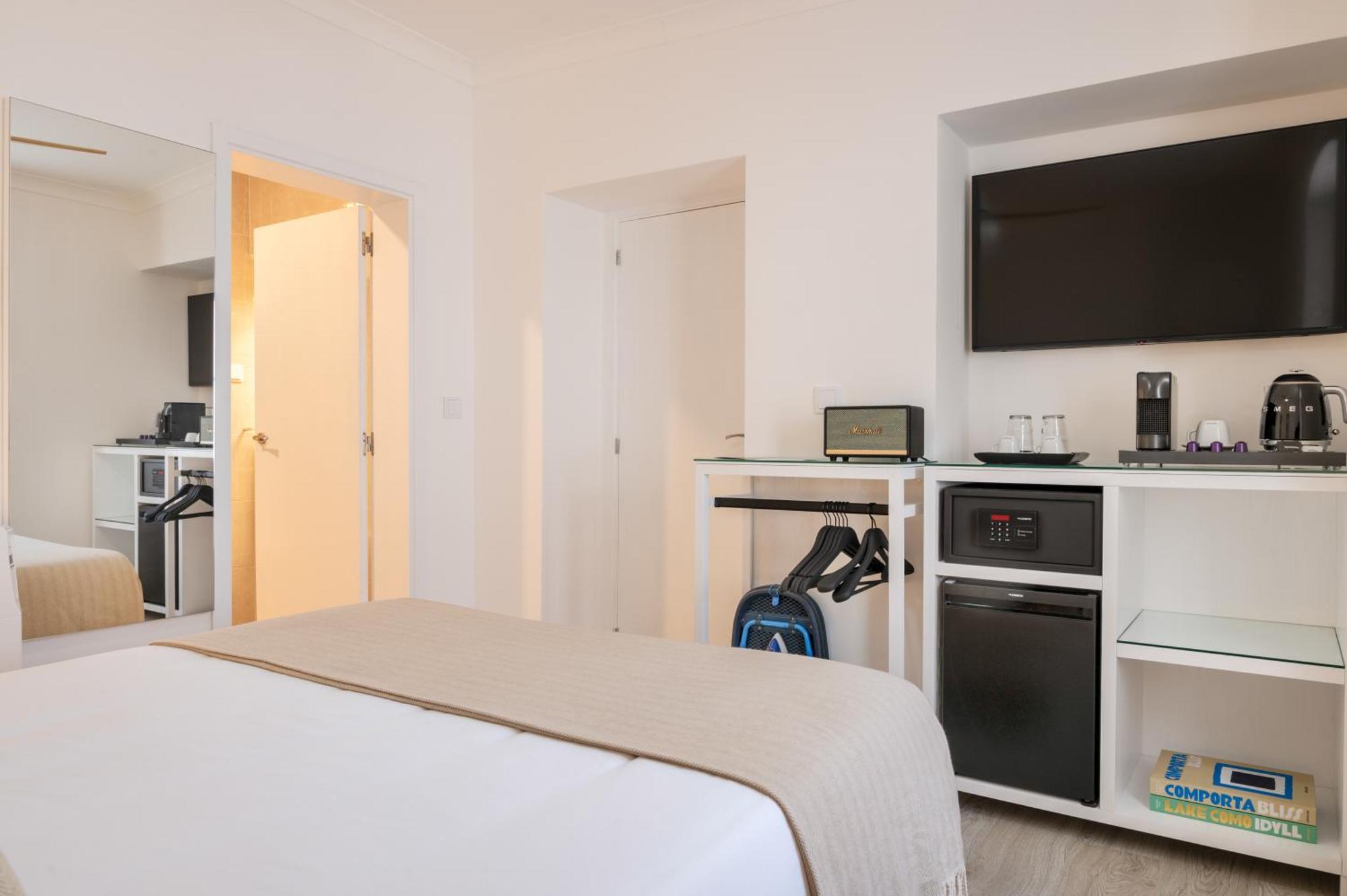 Azinheira Suites Townhouse - Alojamento Turistico (Adults Only) エルヴァス エクステリア 写真